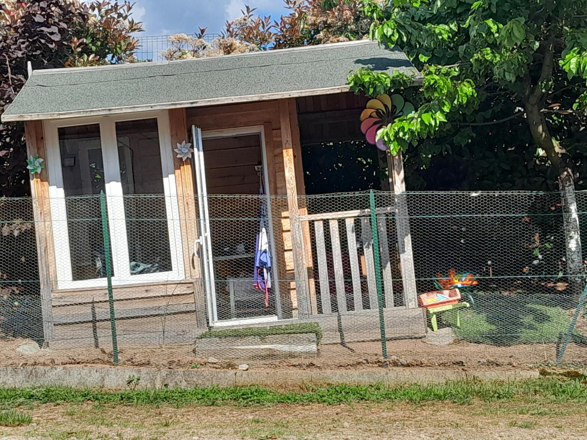 Chambres D Hotes Au P'Tit Bonheur Campagnard Jarnosse Bagian luar foto