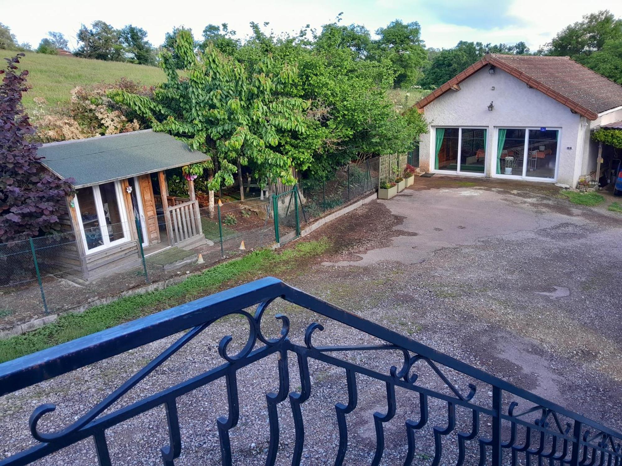 Chambres D Hotes Au P'Tit Bonheur Campagnard Jarnosse Bagian luar foto